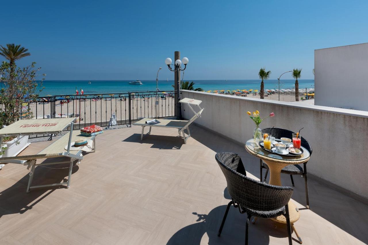 Hotel Riviera ซานวิโต โลคาโป ภายนอก รูปภาพ